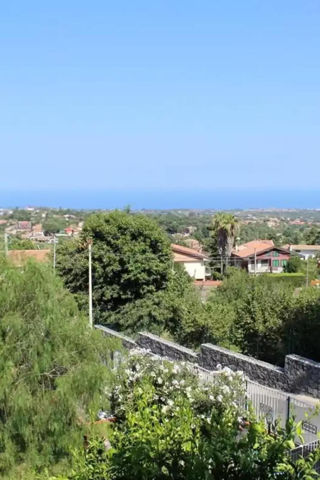 Bedda Mia Etna House B&B Трекастани Екстериор снимка