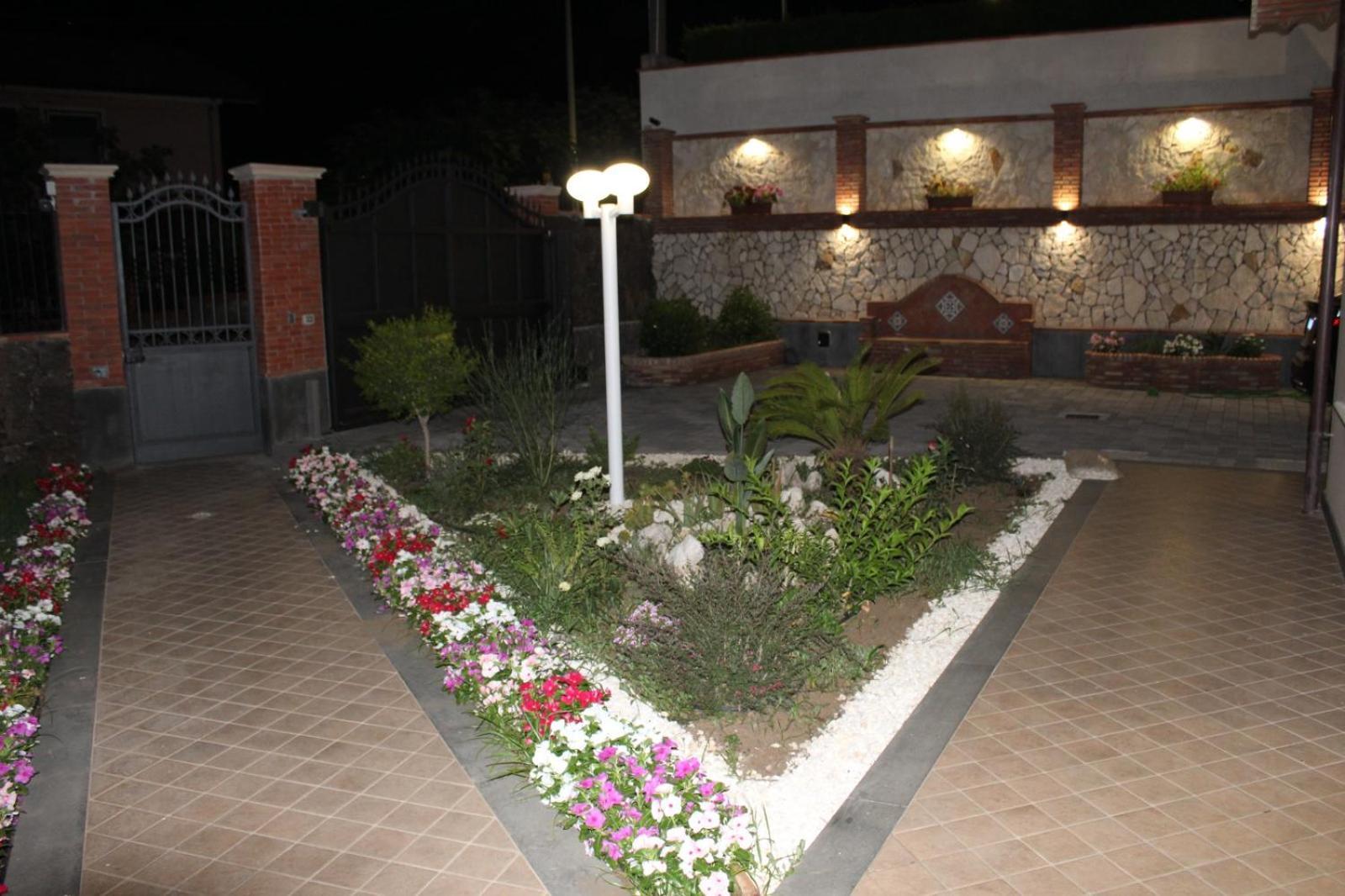 Bedda Mia Etna House B&B Трекастани Екстериор снимка